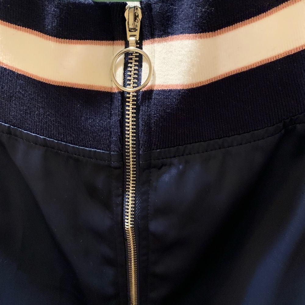 Satin zip jacket. - Picture 2 of 5